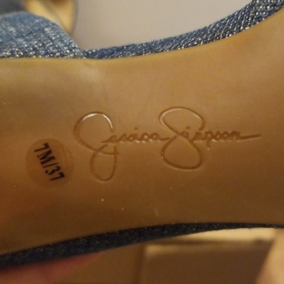 JESSICA SIMPSON - denim heels - Picture 4 of 6